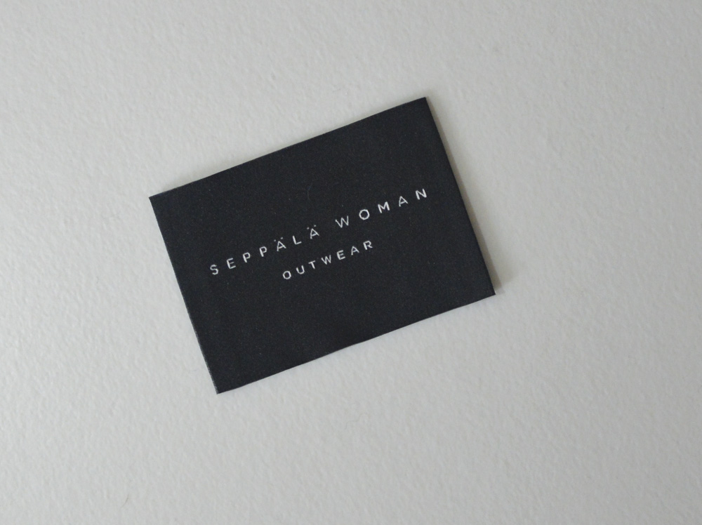 Woven label